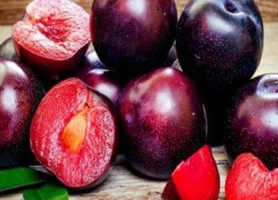 فواید شگفت انگیز آلو سیاه